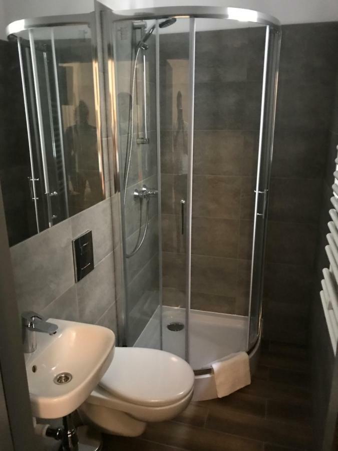 7 Rooms Mtp Познань Экстерьер фото