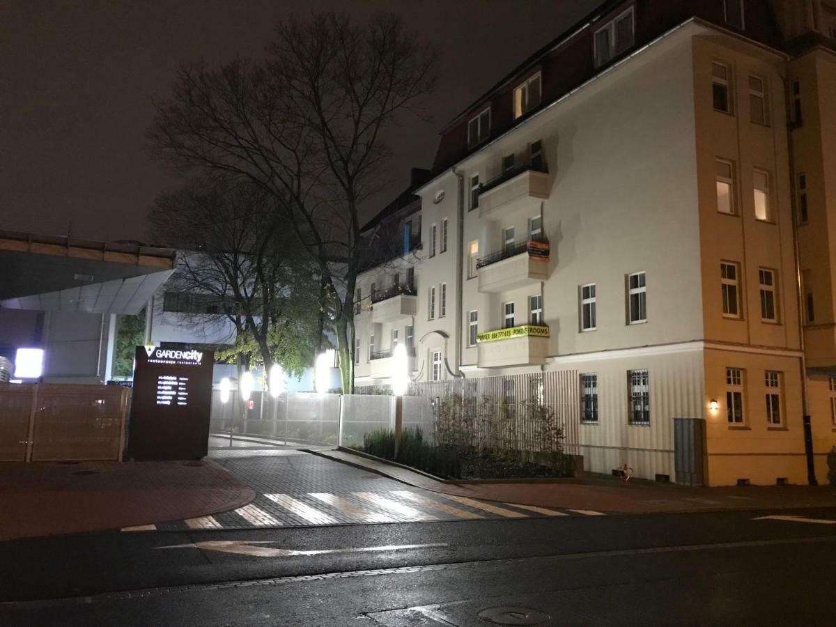 7 Rooms Mtp Познань Экстерьер фото